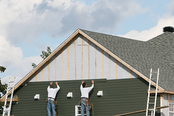 Professional Emergency Siding Repair technician working in New Church, VA